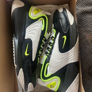Nike Zoom 2K Men's White Black Yellow Size 10.5